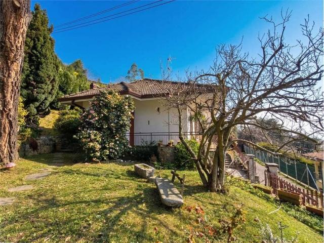 Villa Indipendente in vendita a Gilasca, Tavernerio