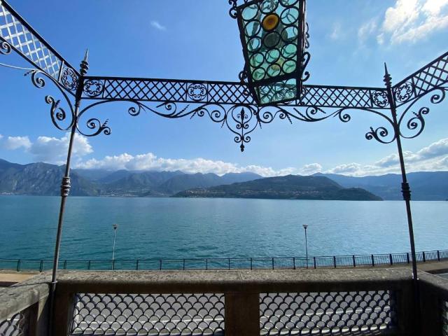 Villa Indipendente in vendita a Cambianica, Tavernola Bergamasca