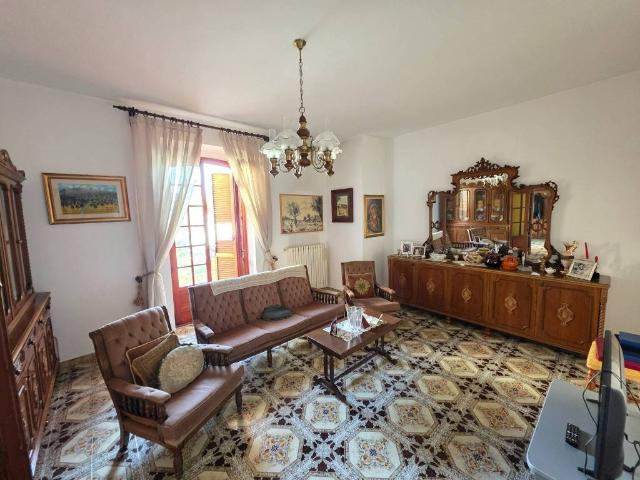 Villa Indipendente in vendita a Puglia, Lecce