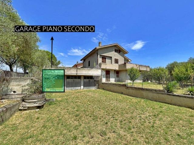 Villa Indipendente in vendita a Padiglione, Marche