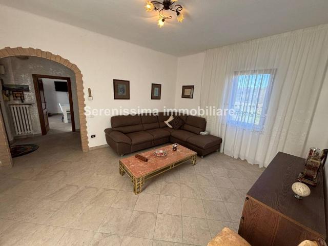 Villa Indipendente in vendita a Marche, Pesaro E Urbino