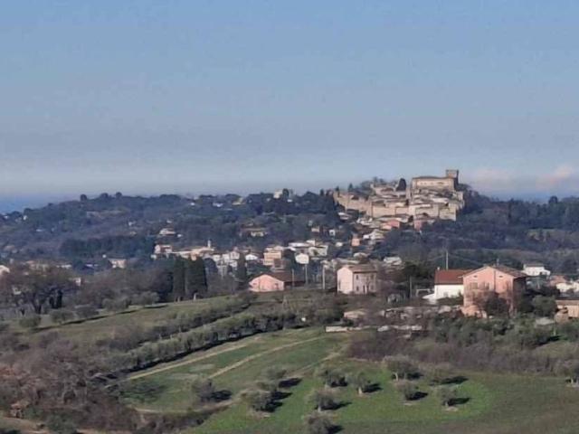 Villa Indipendente in vendita a Pirano Alto, Marche