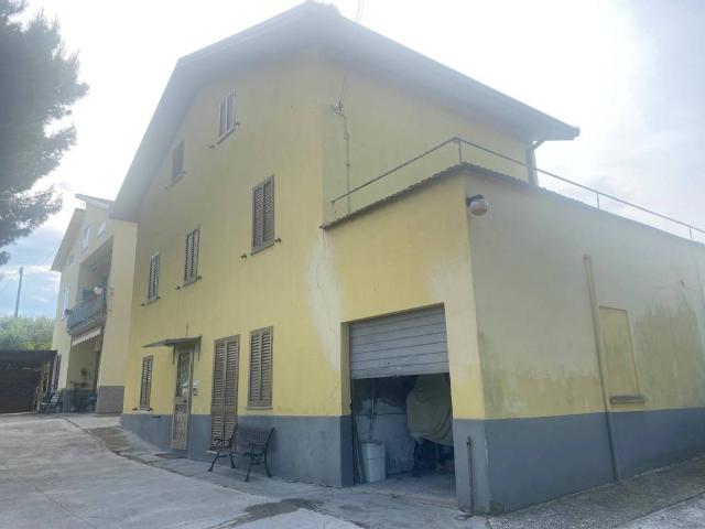 Villa Indipendente in vendita a Marche, Pesaro E Urbino