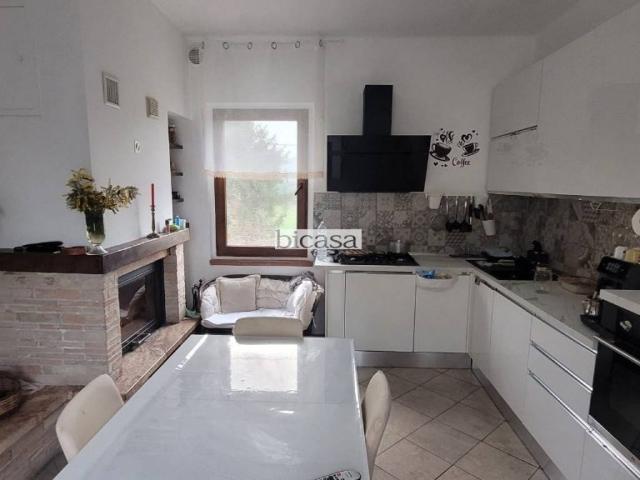 Villa Indipendente in vendita a Marche, Pesaro E Urbino