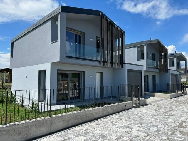 Villa Indipendente in vendita a Telgate, Lombardia
