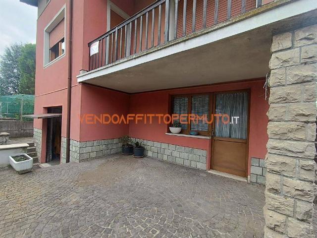 Villa Indipendente in vendita a Telgate, Lombardia
