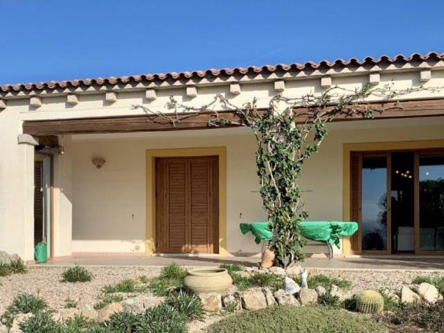 Villa Indipendente in vendita a Telti, Sardigna/Sardegna