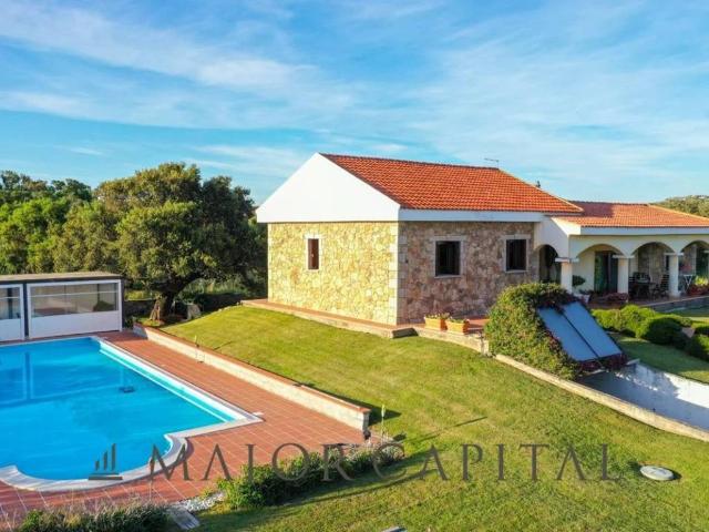 Villa Indipendente in vendita a Telti, Sardigna/Sardegna