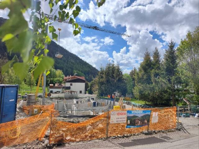 Villa Indipendente in vendita a Cavaione di Dentro, Temù