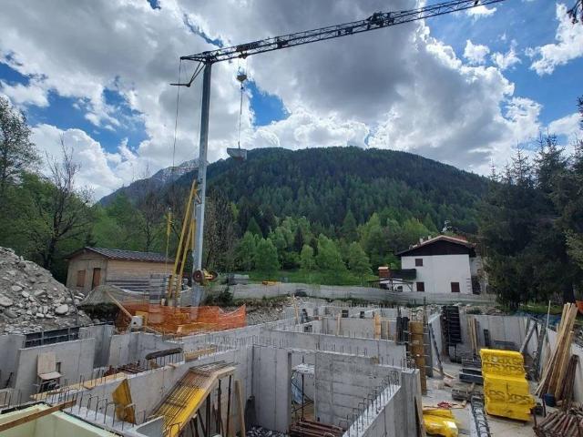 Villa Indipendente in vendita a Cavaione di Dentro, Temù