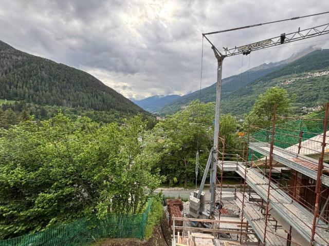 Villa Indipendente in vendita a Comunità montana della valle Camonica, Temù