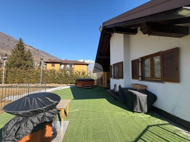 Villa Indipendente in vendita a Comunità montana della valle Camonica, Temù