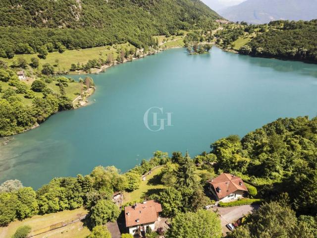 Villa Indipendente in vendita a Comunità Alto Garda e Ledro, Tenno