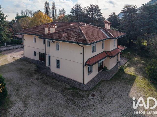 Villa Indipendente in vendita a Feriole, Padova