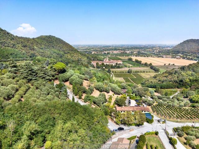 Villa Indipendente in vendita a Teolo, Tramonte