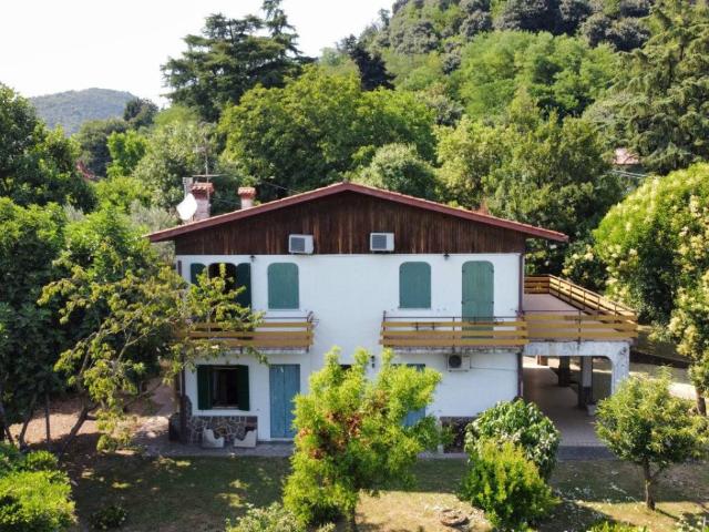 Villa Indipendente in vendita a Teolo