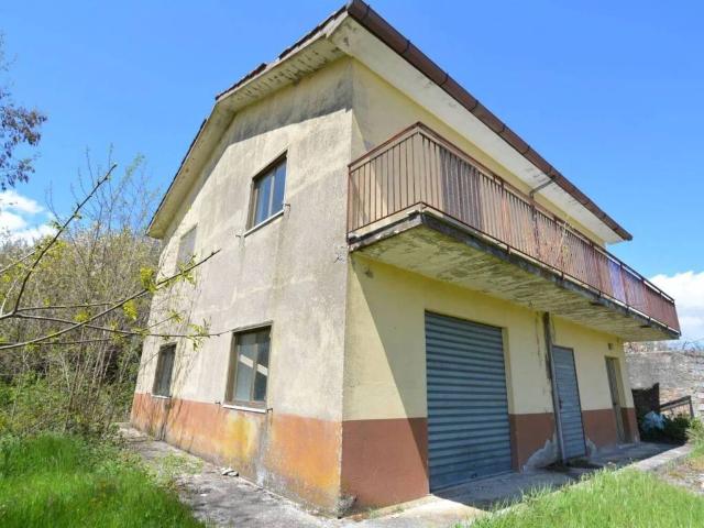 Villa Indipendente in vendita a Teora, Campania