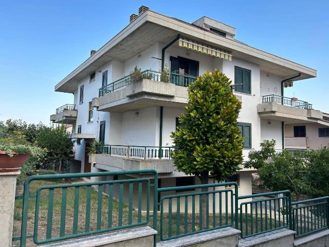 Villa Indipendente in vendita a San Benedetto, Teramo