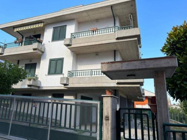 Villa Indipendente in vendita a San Benedetto, Teramo