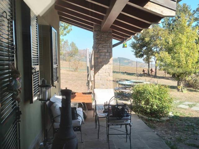 Villa Indipendente in vendita a Bardone, Terenzo