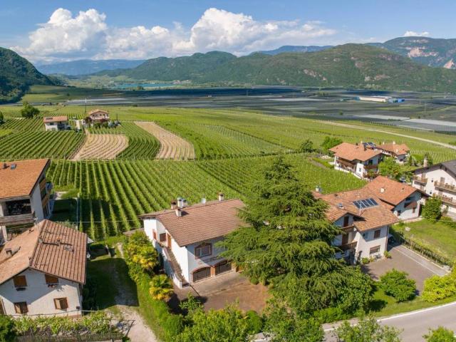 Villa Indipendente in vendita a Überetsch-Unterland - Oltradige-Bassa Atesina, Termeno - Tramin
