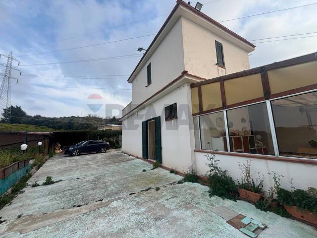 Villa Indipendente in vendita a Termini Imerese, Sicilia