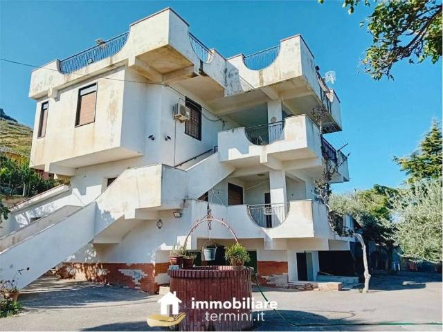Villa Indipendente in vendita a Termini Imerese, Sicilia