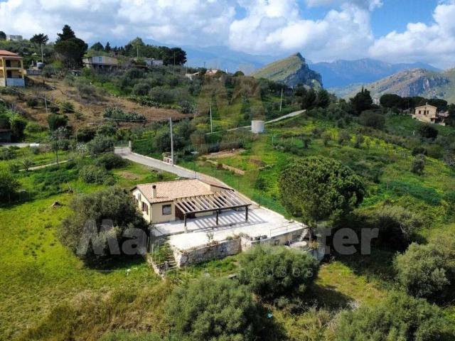 Villa Indipendente in vendita a Termini Imerese, Sicilia
