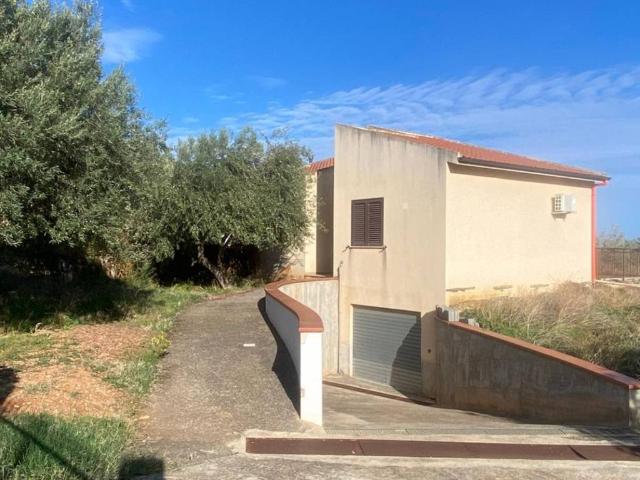 Villa Indipendente in vendita a Termini Imerese, Sicilia