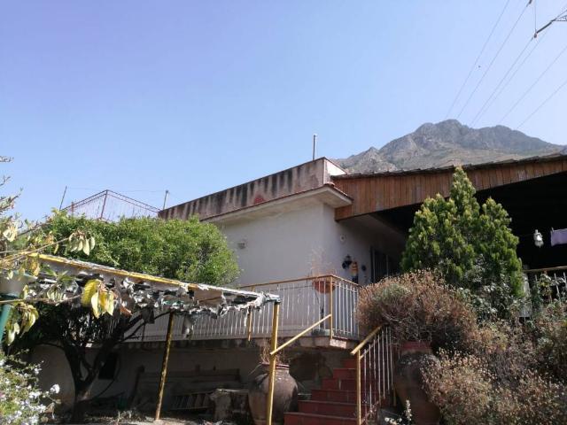 Villa Indipendente in vendita a Termini Imerese, Sicilia