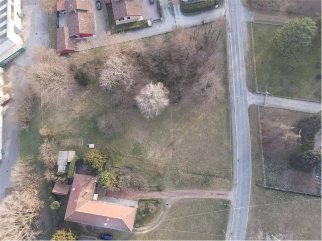 Terreno in vendita a Ternate, Lombardia