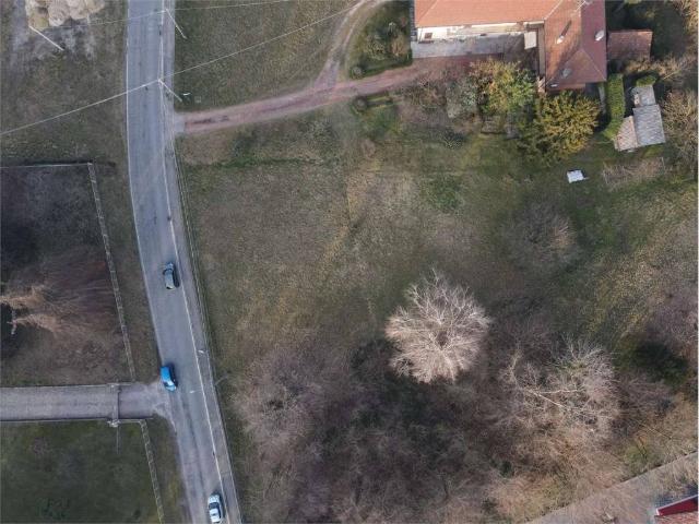 Terreno in vendita a Ternate, Lombardia