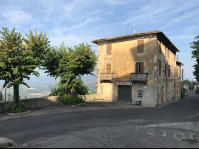 Villa Indipendente in vendita a Terni, Umbria