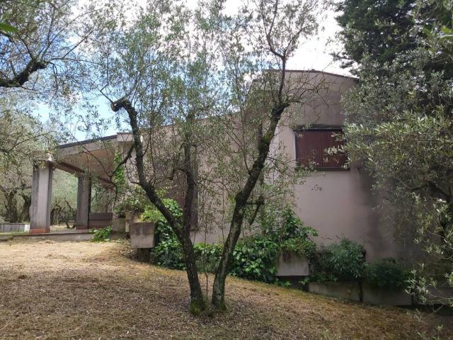 Villa Indipendente in vendita a Poscargano II, Terni