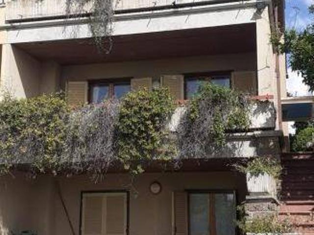 Villa Indipendente in vendita a Terni, Umbria