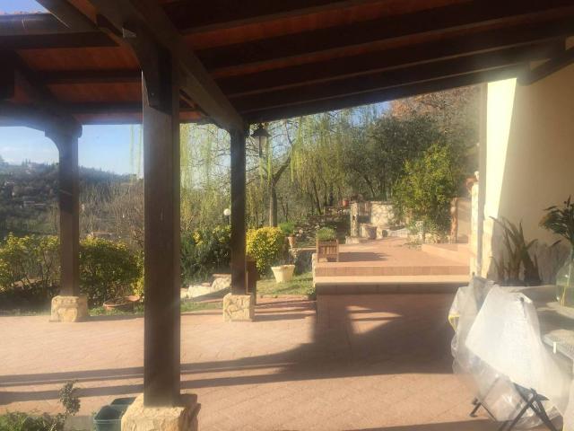 Villa Indipendente in vendita a San Valentino, Terni