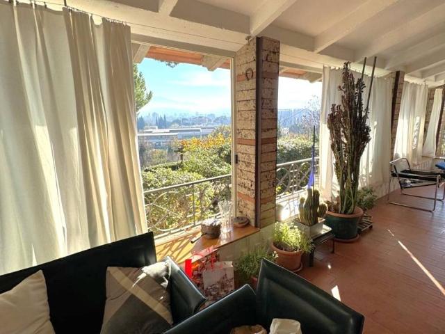 Villa Indipendente in vendita a Terni, Umbria