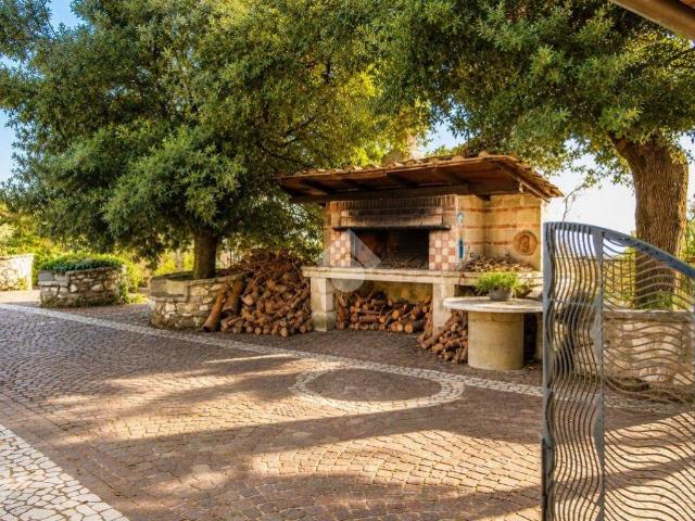 Villa Indipendente in vendita a Toano, Terni