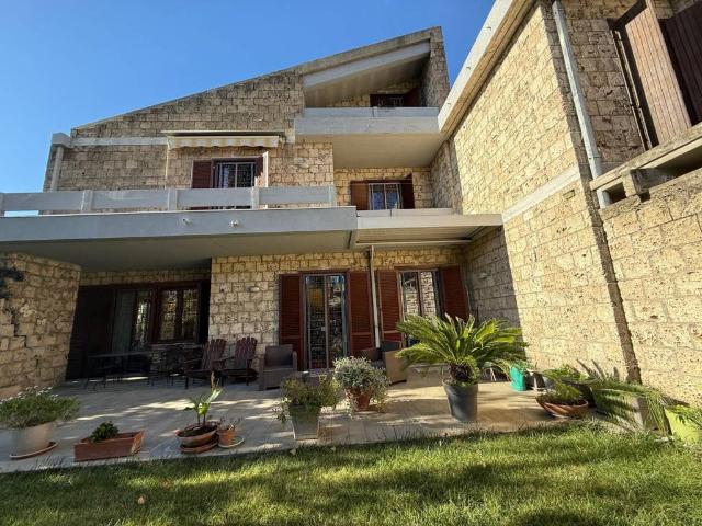 Villa Indipendente in vendita a Terni, Umbria