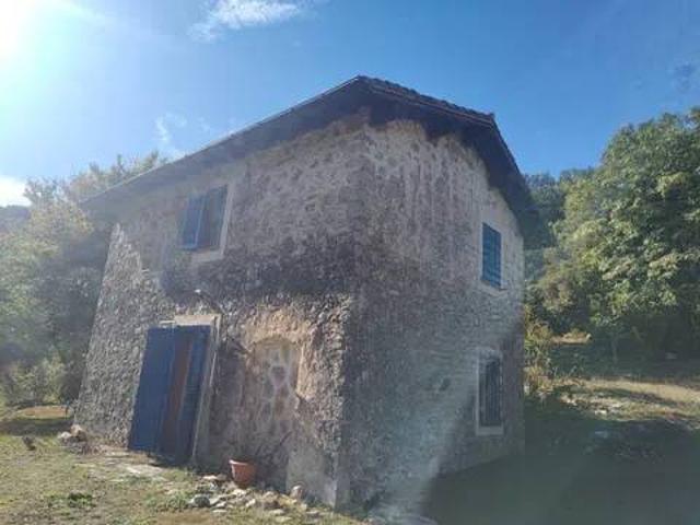 Villa Indipendente in vendita a Terracina, Lazio