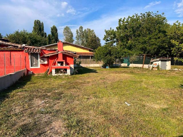 Villa Indipendente in vendita a Terracina, Lazio