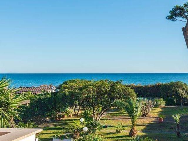 Villa Indipendente in vendita a Porto Badino, Terracina