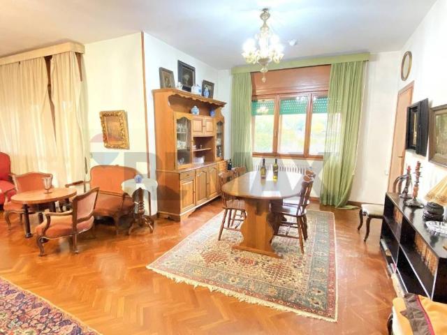 Villa Indipendente in vendita a Terracina, Lazio