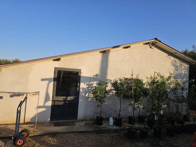 Villa Indipendente in vendita a Terracina, Lazio