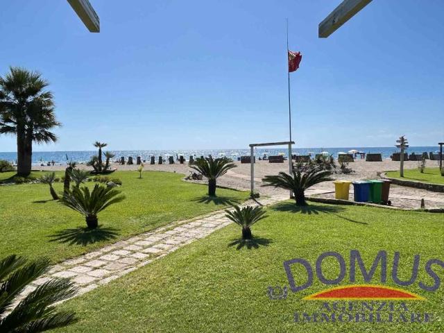 Villa Indipendente in vendita a Terracina, Latina