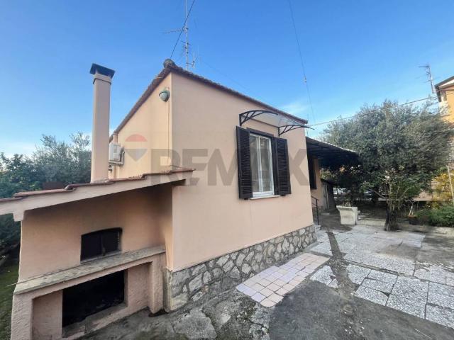 Villa Indipendente in vendita a Borgo Cipollata, Terracina