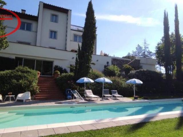 Villa Indipendente in vendita a Terranuova Bracciolini, Toscana