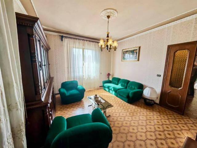 Villa Indipendente in vendita a Terranuova Bracciolini, Toscana
