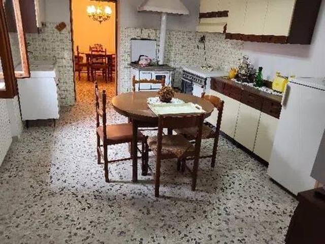 Villa Indipendente in vendita a Terranuova Bracciolini, Arezzo