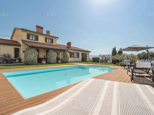 Villa Indipendente in vendita a Terranuova Bracciolini, Toscana